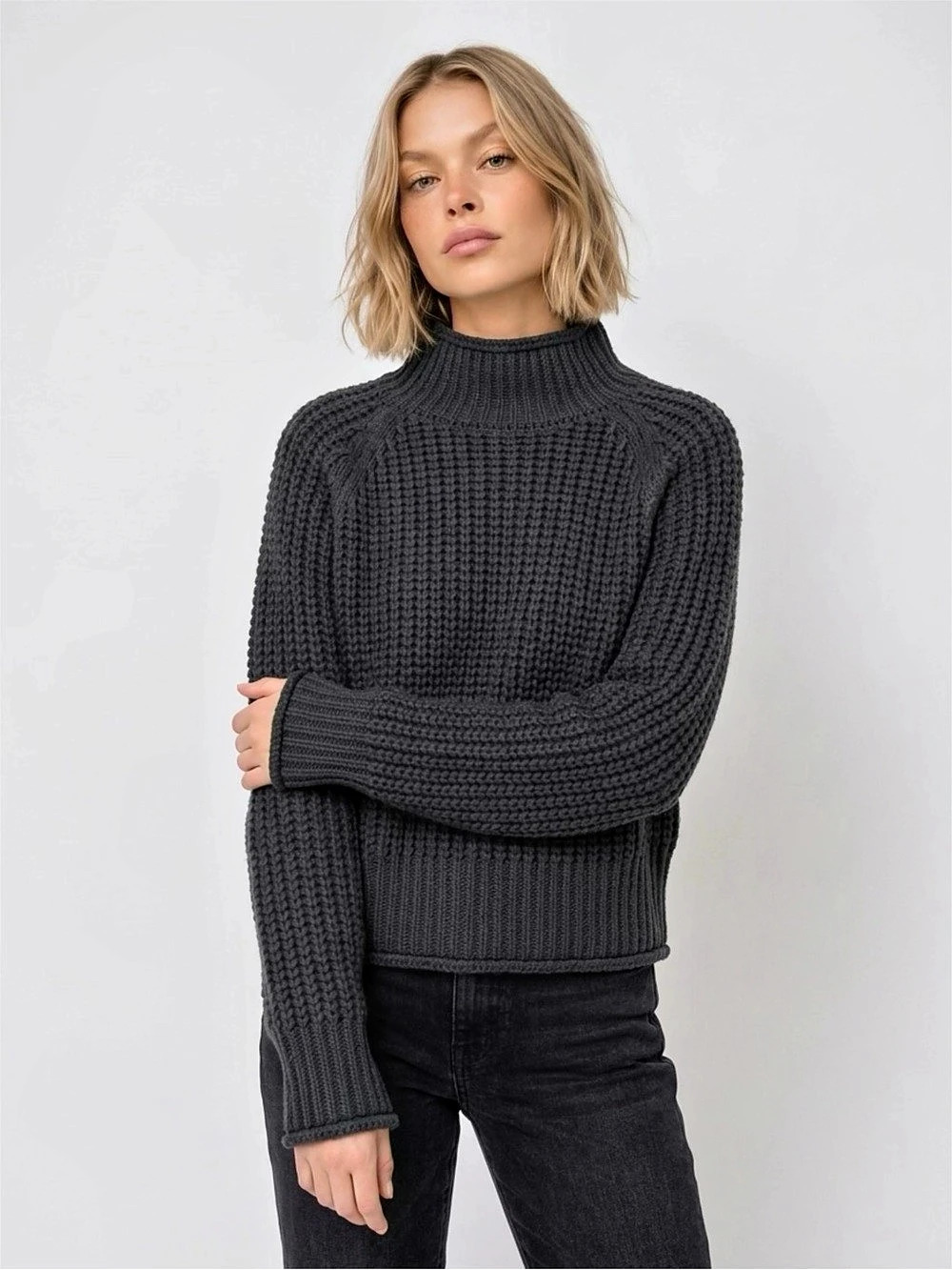 Waffle Wade Mockneck Sweater Black